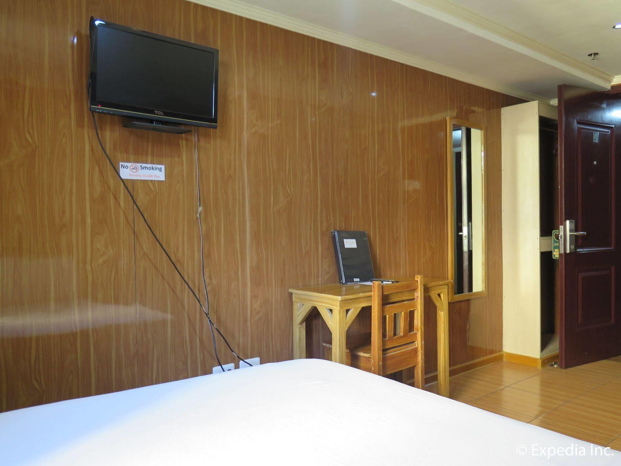 Hotel Uno Davao Экстерьер фото